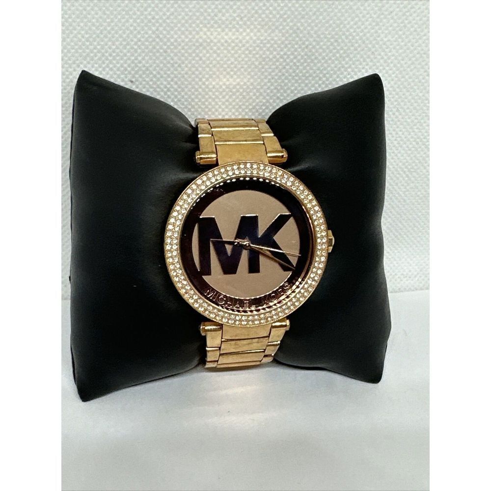 Michael Kors Parker MK5865 Women Rose Gold Analog Dial Quartz Wrist Watch NUL39